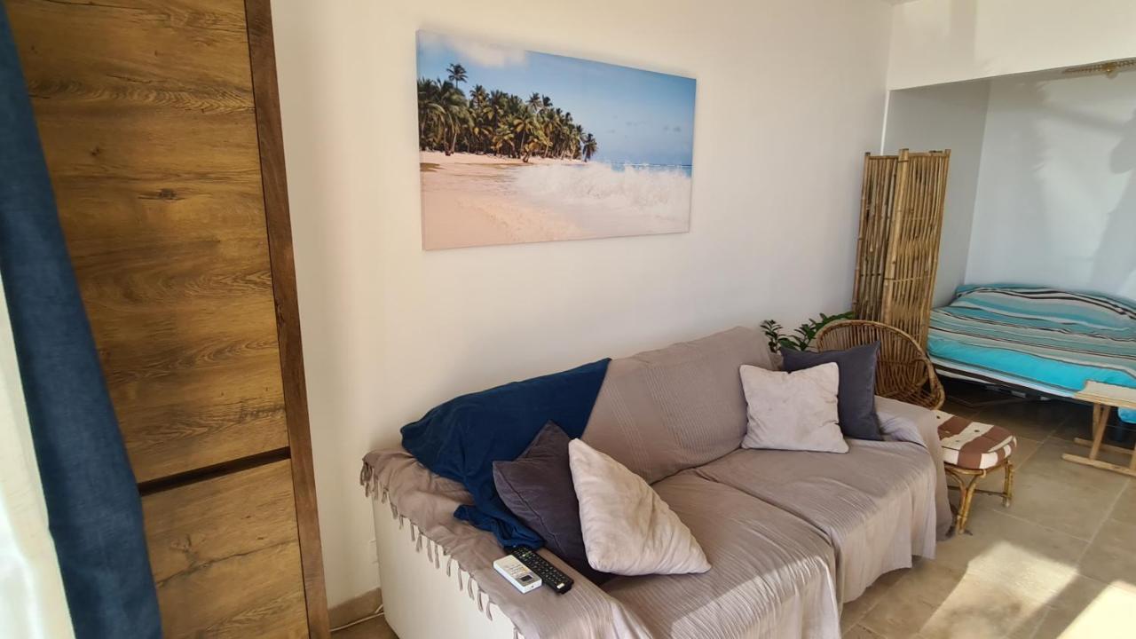 Ti Caz Kreol - Juan Plages Les Pieds Dans L'Eau Apartment Екстериор снимка