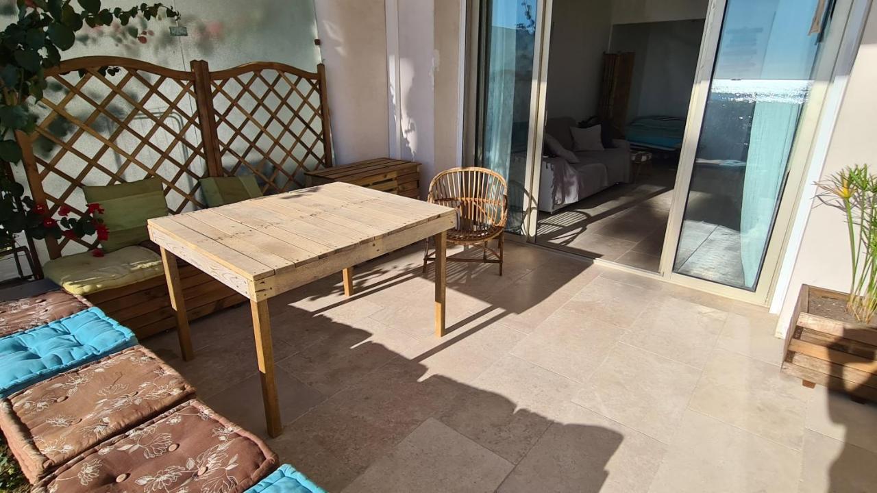 Ti Caz Kreol - Juan Plages Les Pieds Dans L'Eau Apartment Екстериор снимка